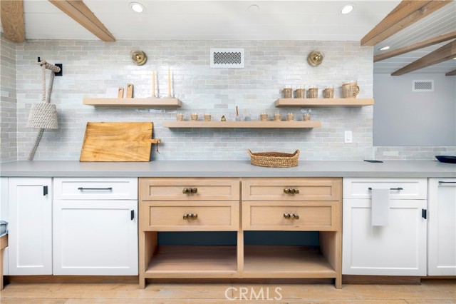 1515 E Ocean Boulevard, Newport Beach CA: https://media.crmls.org/medias/da00ba8e-3024-42e5-8406-230ec0d62726.jpg
