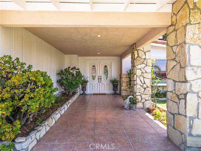 Detail Gallery Image 5 of 61 For 28422 Seamount Dr, Rancho Palos Verdes,  CA 90275 - 5 Beds | 3 Baths