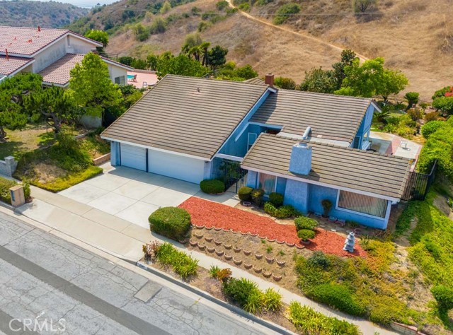 3241 Belle River Drive, Hacienda Heights CA: https://media.crmls.org/medias/da01c485-90dd-48a5-aac9-c7b6c4d52236.jpg