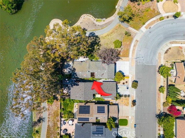 35605 Scarborough Drive, Newark CA: https://media.crmls.org/medias/da01f2b3-1875-49b9-9375-8d1e6c343331.jpg