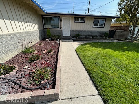 910 Dennis Avenue photo 4