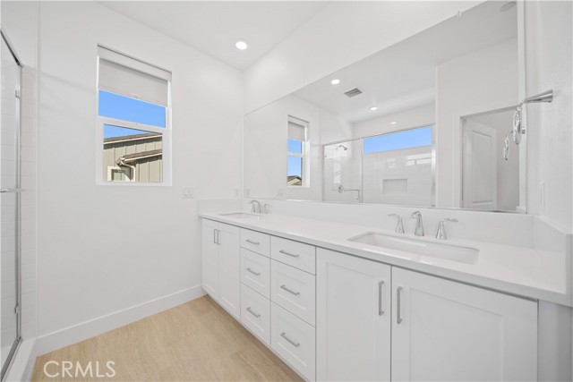Detail Gallery Image 39 of 62 For 289 Shoveler, Irvine,  CA 92618 - 4 Beds | 2/1 Baths