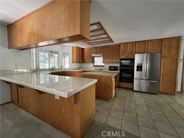 Detail Gallery Image 11 of 44 For 386 Garden Dr, Cedarpines Park,  CA 92322 - 5 Beds | 3 Baths