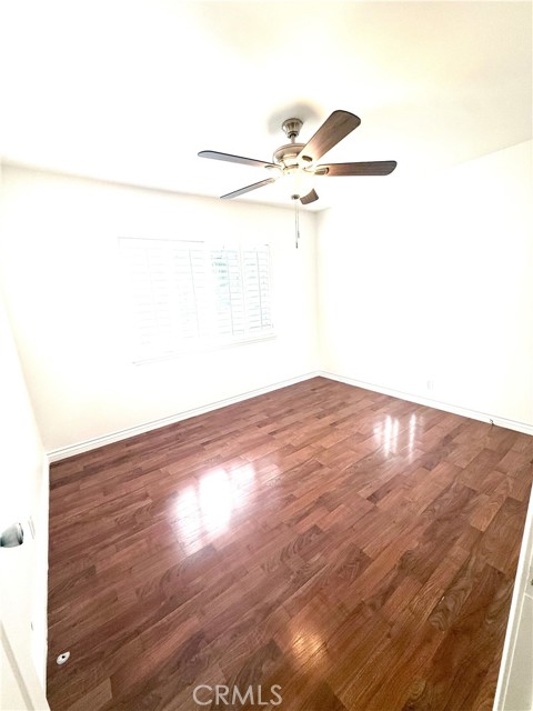 Detail Gallery Image 12 of 26 For 6424 Penfield Ave, Woodland Hills,  CA 91367 - 3 Beds | 2 Baths