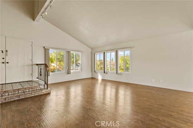 Detail Gallery Image 9 of 42 For 327 Fargo, San Dimas,  CA 91773 - 4 Beds | 3 Baths