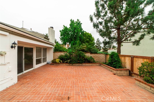 4436 Sandburg Way, Irvine CA: https://media.crmls.org/medias/da0447b5-5414-455f-b51c-3c2b96b58628.jpg