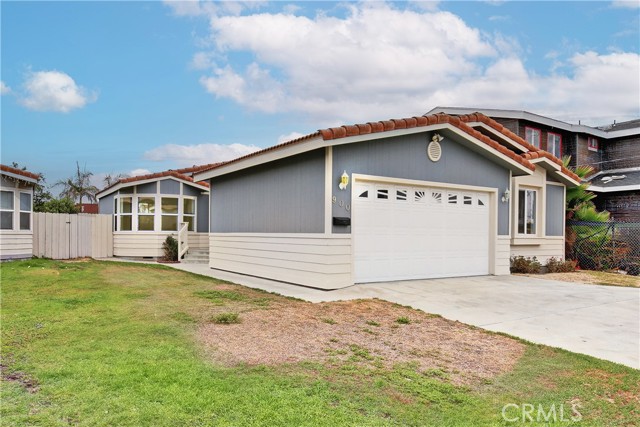 Detail Gallery Image 2 of 22 For 900 Mcfarland Ave, Wilmington,  CA 90744 - 3 Beds | 2 Baths