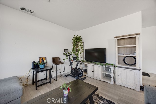 Detail Gallery Image 8 of 35 For 21192 Telegraph, Riverside,  CA 92507 - 6 Beds | 4 Baths