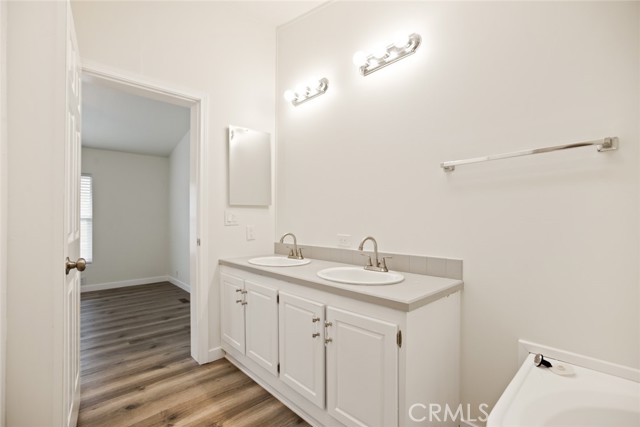 Detail Gallery Image 24 of 37 For 8250 Lankershim Blvd #33,  North Hollywood,  CA 91605 - 3 Beds | 2 Baths