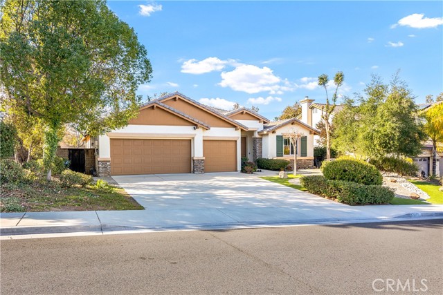 Detail Gallery Image 1 of 47 For 31335 Shadow Ridge Dr, Menifee,  CA 92584 - 4 Beds | 2/1 Baths