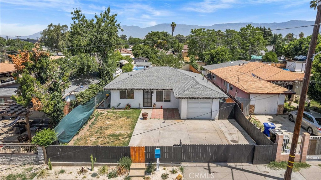 Da090Ea5 949C 47Db 9Ed8 Bcd43B780A94 1676 W 8Th Street, San Bernardino, Ca 92411 &Lt;Span Style='BackgroundColor:transparent;Padding:0Px;'&Gt; &Lt;Small&Gt; &Lt;I&Gt; &Lt;/I&Gt; &Lt;/Small&Gt;&Lt;/Span&Gt;