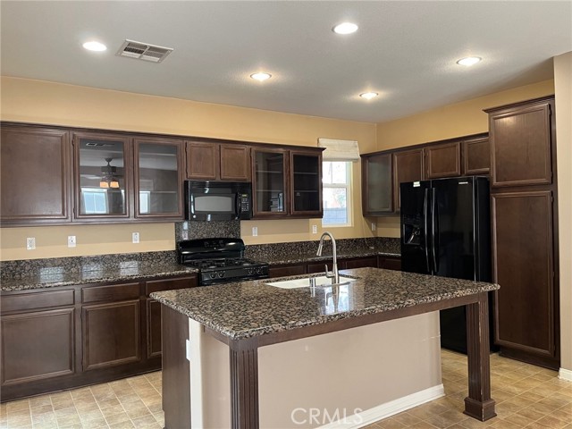 Detail Gallery Image 3 of 35 For 31885 Jaybee Ln, Temecula,  CA 92592 - 4 Beds | 3/1 Baths