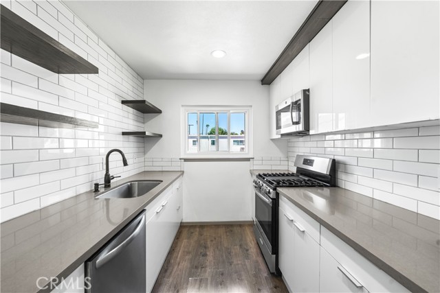 Detail Gallery Image 8 of 20 For 7135 Coldwater Canyon Ave #16,  North Hollywood,  CA 91605 - 2 Beds | 1 Baths