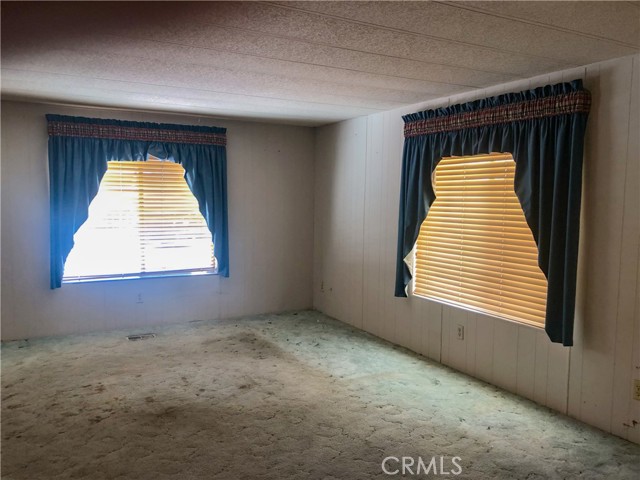 Detail Gallery Image 14 of 24 For 400 E Roberts #99,  Bakersfield,  CA 93308 - 2 Beds | 2 Baths