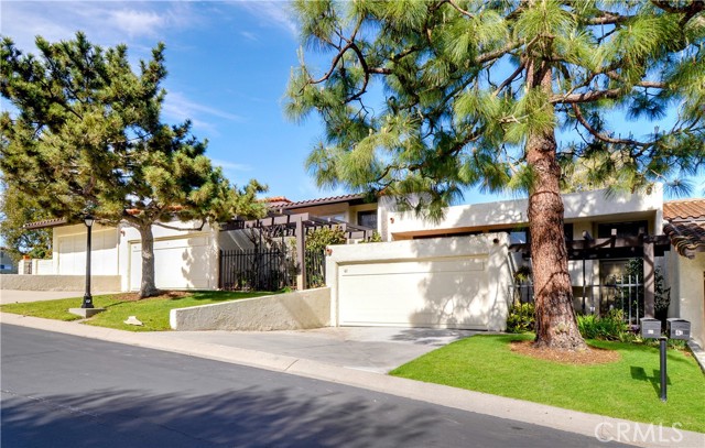 61 Sycamore Lane, Rolling Hills Estates, California 90274, 3 Bedrooms Bedrooms, ,3 BathroomsBathrooms,Residential,Sold,Sycamore,PV22035697