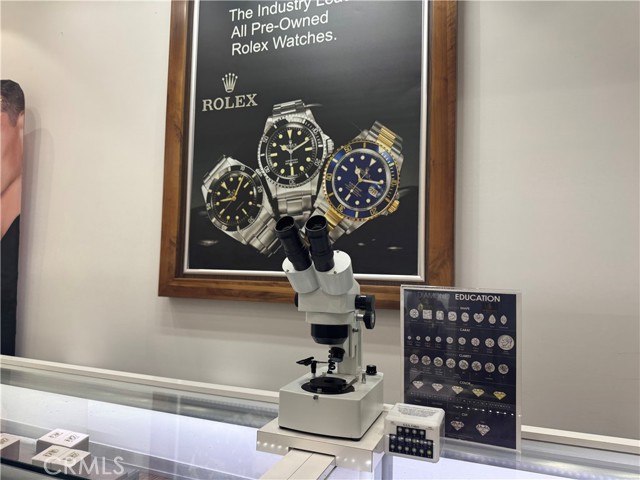 217 Stonewood Street, Downey CA: https://media.crmls.org/medias/da0adf1c-e83b-4bb5-9fa6-3f3c44b8077e.jpg