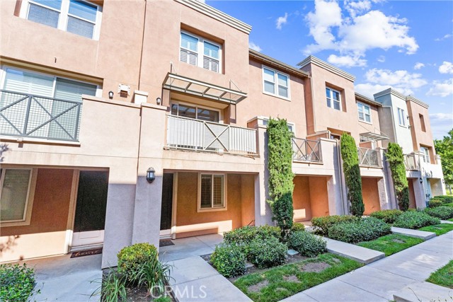 500 N Willowbrook Avenue, Compton CA: https://media.crmls.org/medias/da0b7b2c-e6ce-4d85-977a-ea0436c889d2.jpg