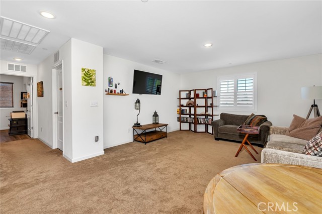 Detail Gallery Image 19 of 40 For 4209 Candle Ct, Merced,  CA 95348 - 5 Beds | 2/1 Baths