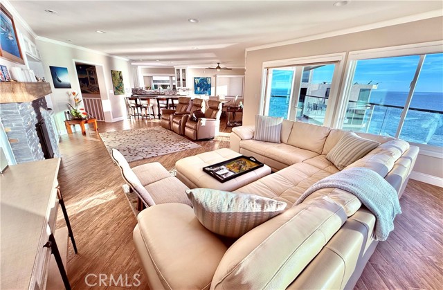 Detail Gallery Image 8 of 49 For 31015 Coast, Laguna Beach,  CA 92651 - 4 Beds | 3/1 Baths
