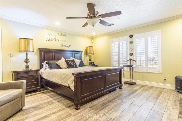 Detail Gallery Image 31 of 64 For 9735 Elsinore Rd, Oak Hills,  CA 92344 - 4 Beds | 2/1 Baths