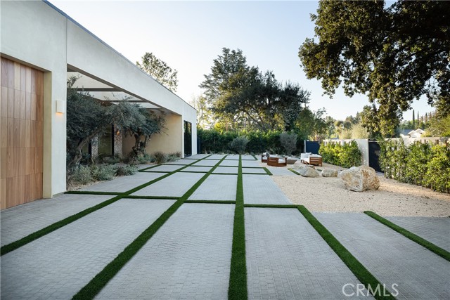 Detail Gallery Image 6 of 36 For 23340 Collins, Woodland Hills,  CA 91367 - 4 Beds | 4/1 Baths