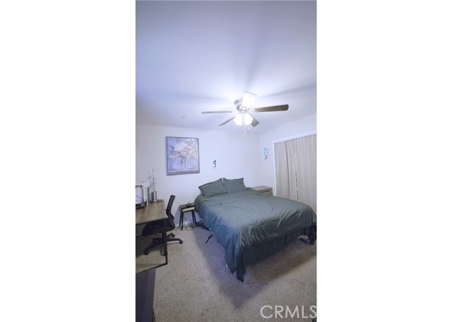 Detail Gallery Image 5 of 8 For 44252 4th St, Lancaster,  CA 93535 - 3 Beds | 2 Baths