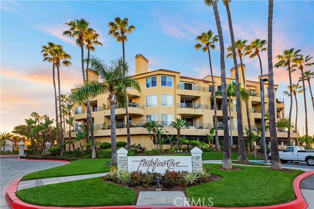 Detail Gallery Image 26 of 33 For 16291 Countess Dr #302,  Huntington Beach,  CA 92649 - 2 Beds | 2 Baths