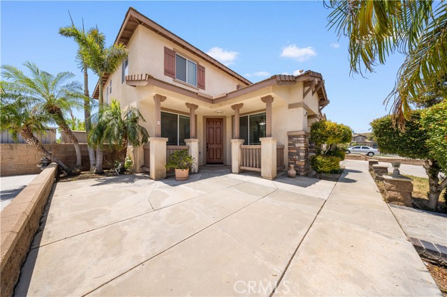 12337 Columbia Lane, Eastvale CA: https://media.crmls.org/medias/da0f27f4-805a-49b5-b49f-6520b157129b.jpg