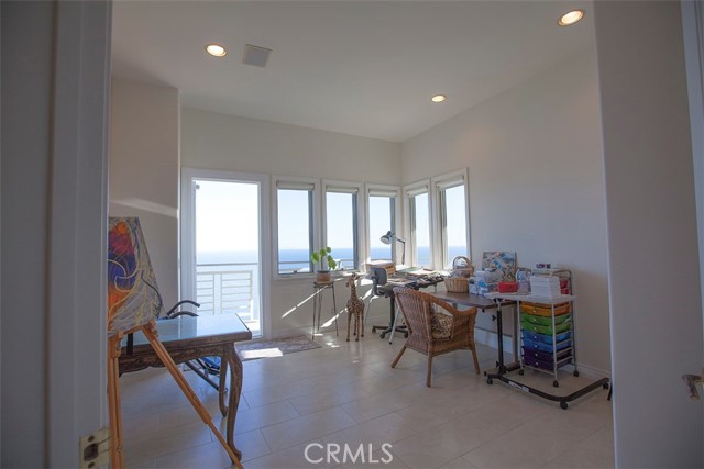 Detail Gallery Image 43 of 53 For 20700 Rockpoint Way, Malibu,  CA 90265 - 4 Beds | 3/1 Baths