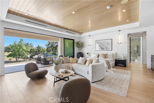 Detail Gallery Image 17 of 30 For 4400 Oak Place, Westlake Village,  CA 91362 - 6 Beds | 6/1 Baths