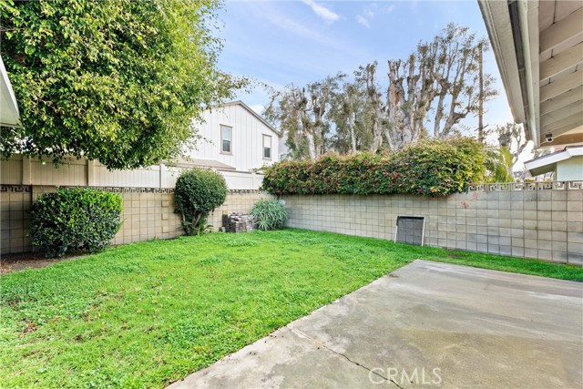 8065 E Ring Street, Long Beach CA: https://media.crmls.org/medias/da1042ca-78d4-44f6-b514-a8afa40096f0.jpg