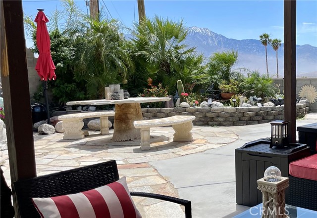 9830 Mesquite Avenue, Desert Hot Springs CA: https://media.crmls.org/medias/da1137b4-4a65-46a5-9ca8-c1135a40be1a.jpg