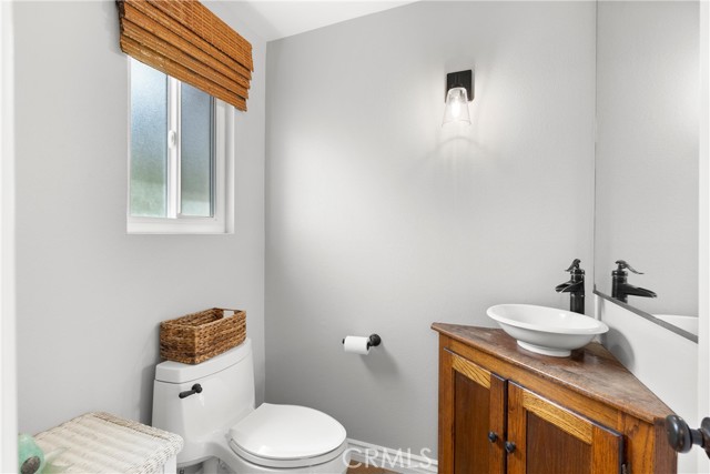 Detail Gallery Image 19 of 34 For 347 E 18th St #C,  Costa Mesa,  CA 92627 - 3 Beds | 2/1 Baths