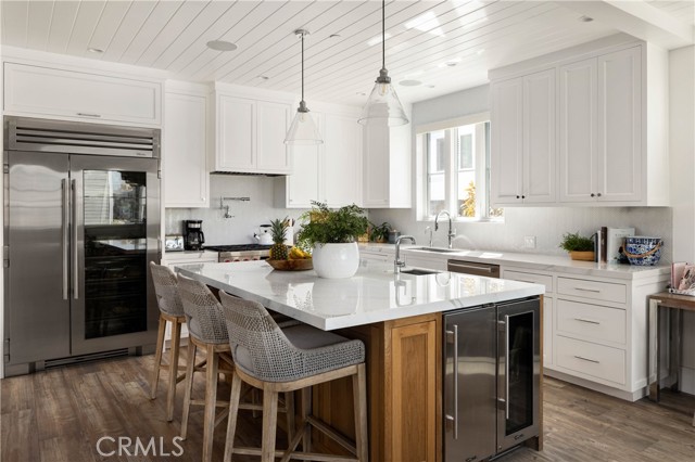 Detail Gallery Image 9 of 65 For 400 40th Street, Newport Beach,  CA 92663 - 7 Beds | 6/2 Baths