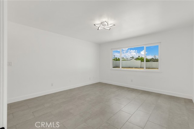 Detail Gallery Image 15 of 27 For 1879 Hardt St, Loma Linda,  CA 92354 - 3 Beds | 2 Baths