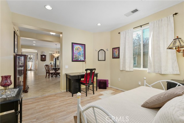 Detail Gallery Image 10 of 38 For 186 Canary Ck, Beaumont,  CA 92223 - 2 Beds | 2 Baths