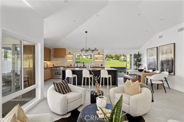 Detail Gallery Image 4 of 35 For 19741 Quiet Bay, Huntington Beach,  CA 92648 - 3 Beds | 2 Baths