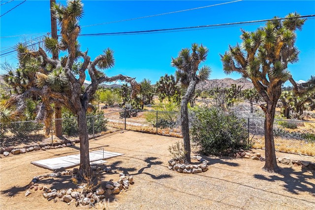 Detail Gallery Image 36 of 51 For 7930 Palm Ave, Yucca Valley,  CA 92284 - 3 Beds | 2 Baths