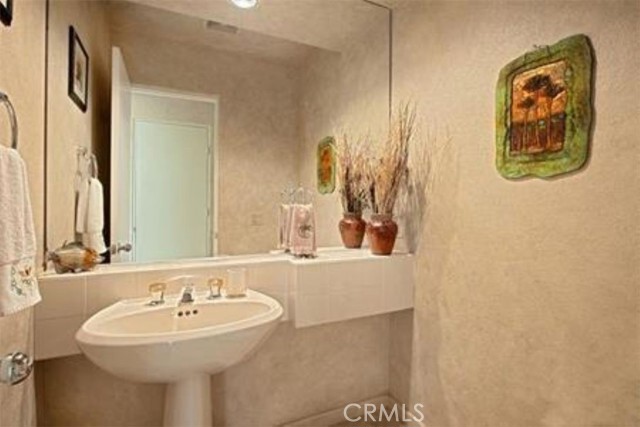 315 Indian Ridge Drive, Palm Desert CA: https://media.crmls.org/medias/da133586-5563-42b9-a871-3dea38e1ff12.jpg