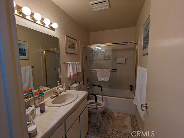 Detail Gallery Image 15 of 22 For 240 Estates Dr #1,  Chico,  CA 95928 - 2 Beds | 2 Baths