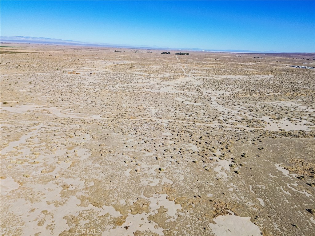 MLS #OC25280725 image #22