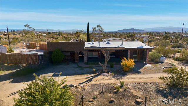 Detail Gallery Image 3 of 19 For 3535 Condalia, Yucca Valley,  CA 92284 - 1 Beds | 1 Baths