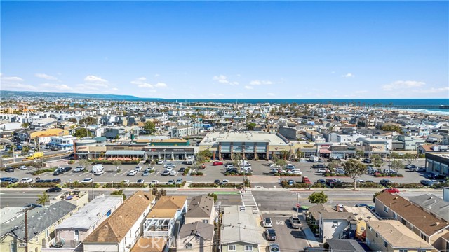 219 32nd Street, Newport Beach CA: https://media.crmls.org/medias/da14e1fa-370e-44d9-9201-525fa7509adc.jpg