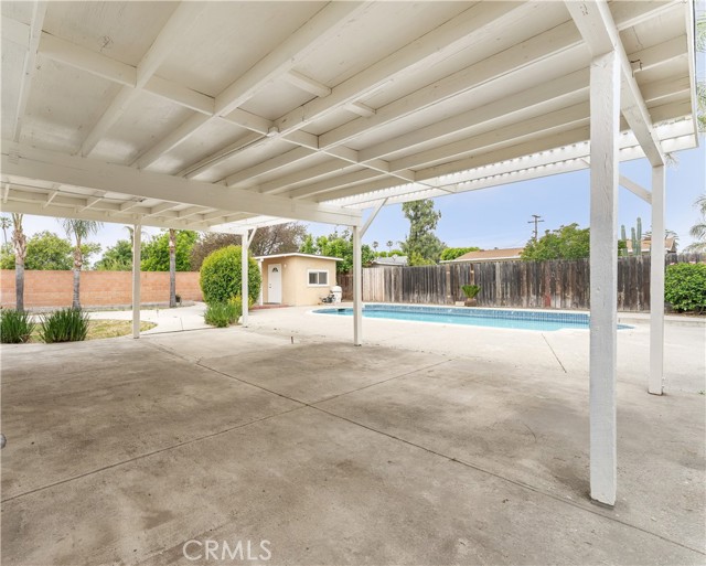 Detail Gallery Image 19 of 25 For 17556 Pinedale Ave, Fontana,  CA 92335 - 3 Beds | 1/1 Baths