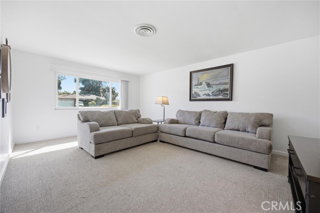 Detail Gallery Image 19 of 46 For 2505 Courtleigh, Bakersfield,  CA 93309 - 3 Beds | 2 Baths