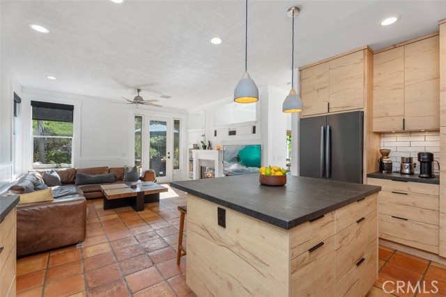 Image 6 of 58 For 65 Castletree