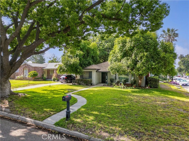 Detail Gallery Image 7 of 28 For 751 W Marshall Bld, San Bernardino,  CA 92405 - 3 Beds | 2 Baths