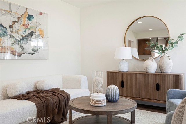 4250 McConnell Boulevard, Los Angeles CA: https://media.crmls.org/medias/da1799c3-2bf3-4f75-b494-e83f0c7e1c2d.jpg