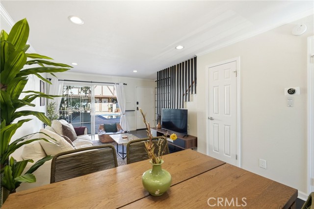 Detail Gallery Image 14 of 58 For 11127 La Maida #9,  North Hollywood,  CA 91601 - 3 Beds | 2/1 Baths