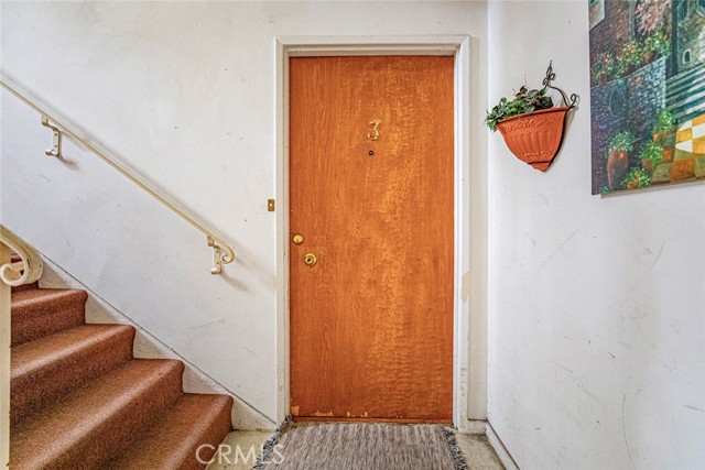 Detail Gallery Image 3 of 32 For 939 N Glendale Ave #3,  Glendale,  CA 91206 - 2 Beds | 2 Baths